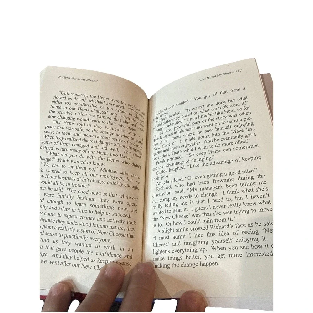 WHO MOVED MY CHEESE? HARDCOVER SPENCER‎ JOHNSON